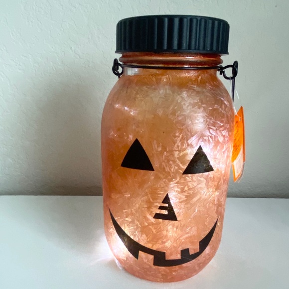 Jack O Lantern LED Mason Jar - Picture 3 of 3